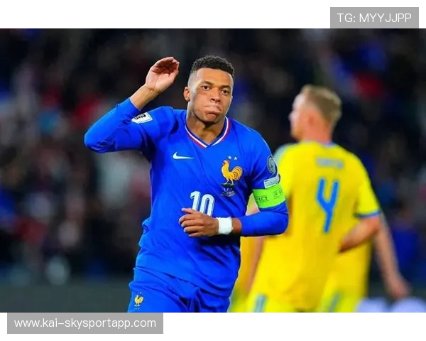 姆巴佩单刀冷静推进，法国狂掀边路冲击波